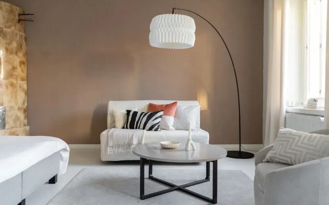 Studio for 4 people next to Areena