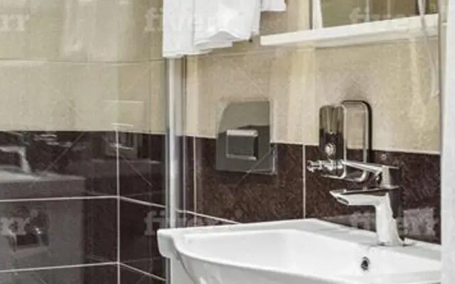 Modern Suites