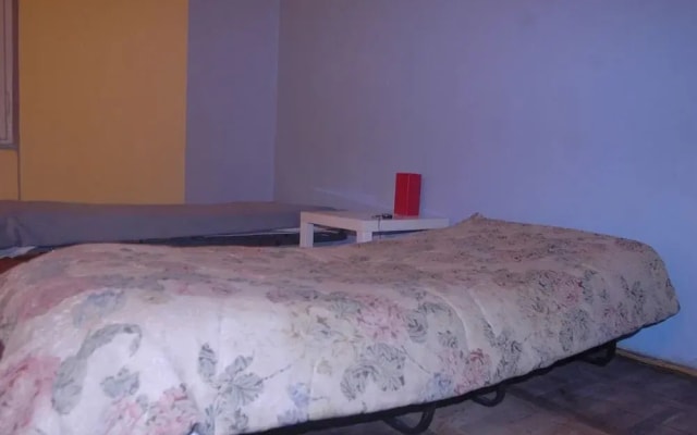 V Hostel