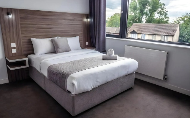 Sky Nights Hotel London Heathrow