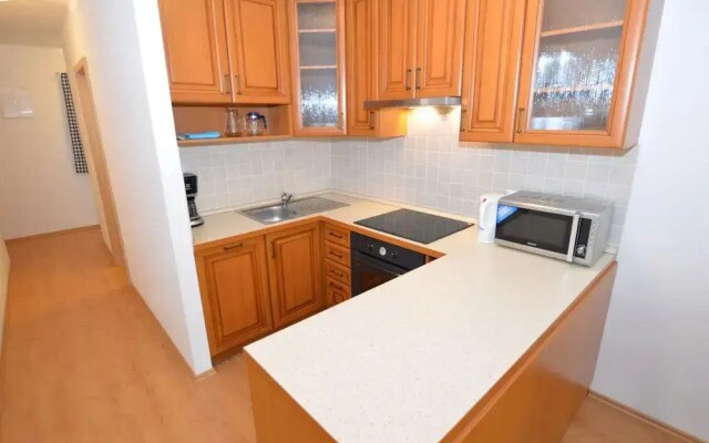 Modish Apartment in Nova Pec Near Lake