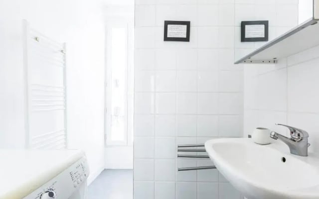 Cosy 40m² Near Montmartre