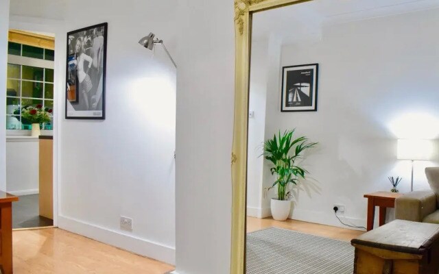 Central 1 Bedroom Flat Next to Tower Bridge