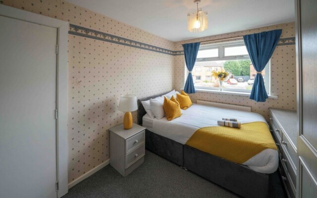 Spacious 3 Bedroom Home in Westhoughton