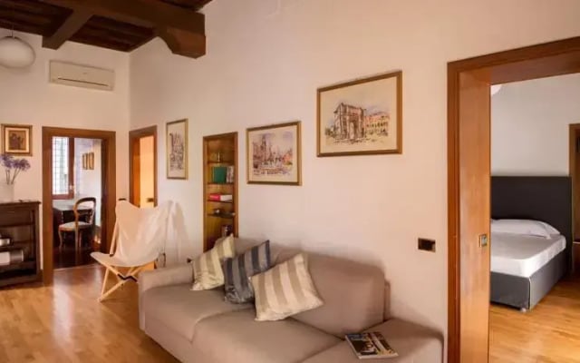 Tridente Apartments