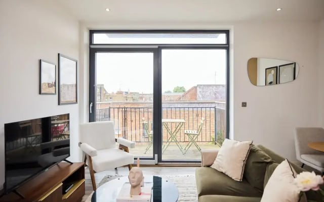 Manor Park One-Bed Escape