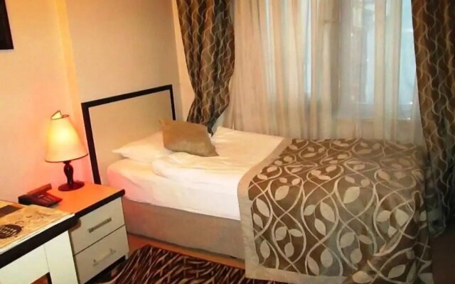 Glorina Hotel