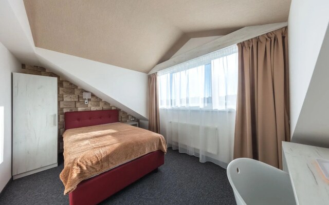 Grand Petit Hotel