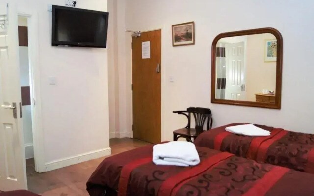 Dharma Lodge
