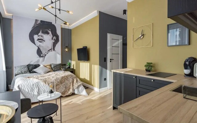Chic Edith Studio