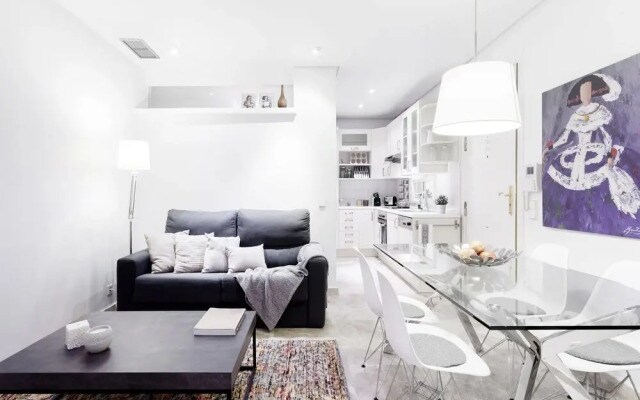 Serrano Apartment by Flatsweethome