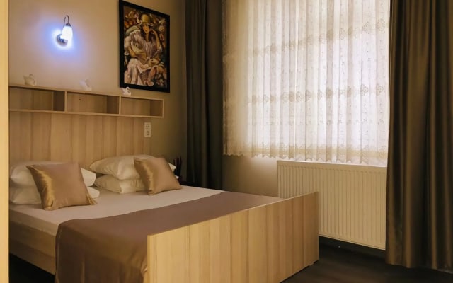 Carvan Hotel