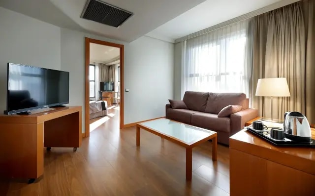 Hotel Exe Plaza