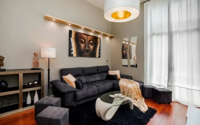 Victoria City Center 2 Downtown Luxury Duplex