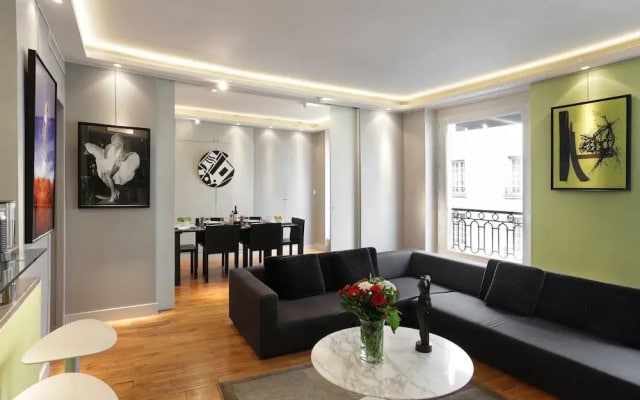 Designer Stay - Champs Elysées