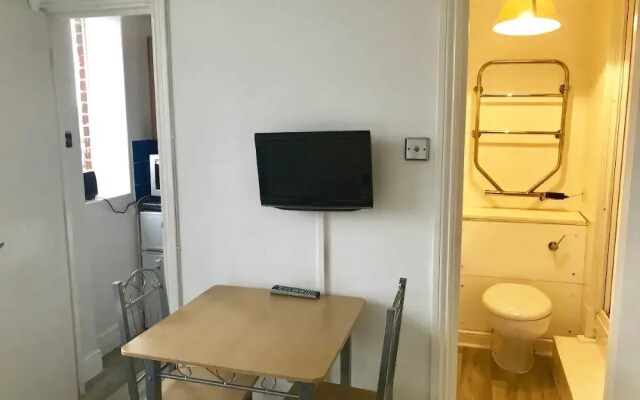 Cosy Apt Chelsea Cloister