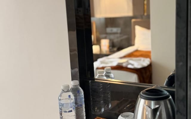 Alklas Hotel