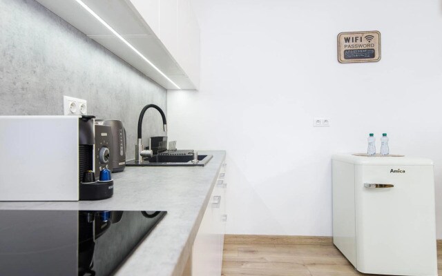 Lovely 1 Bedroom Aparment Fully Revovated