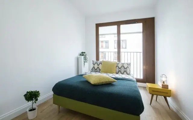 NEW apartament 4 bedrooms near Airport
