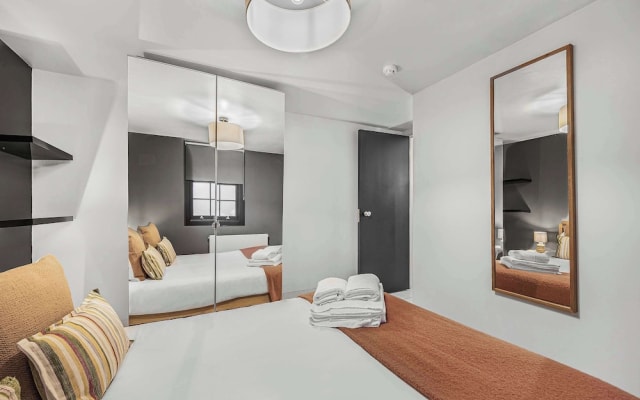 City Ember Fitzrovia by Frankie