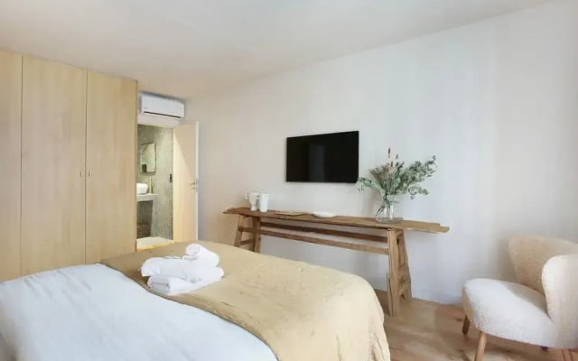 Luxurious and new Apartment in the Center of Paris