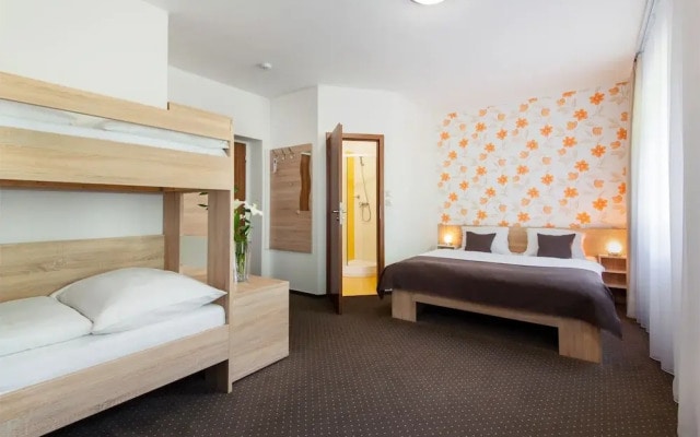 Hotel Bon