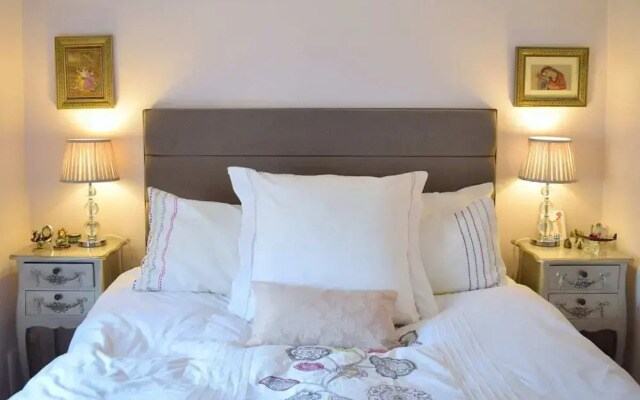Whitechapel Modern Studio Flat