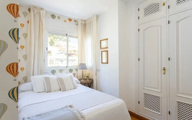Genteel Home Paseo de Reding II