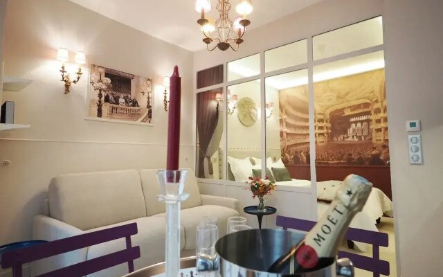 Palais Royal ChicSuites