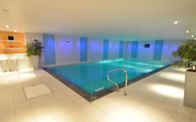 Horizon Canary Wharf Apartment