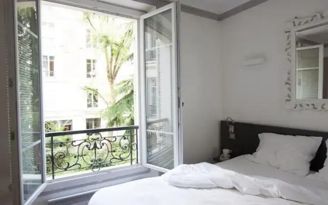 Charming Flat in 7th Near Eiffel Tower