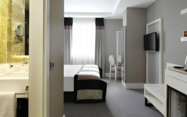Mia Berre Hotels