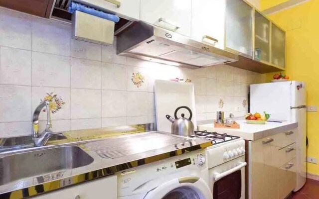 True Colors Apartment Cipro