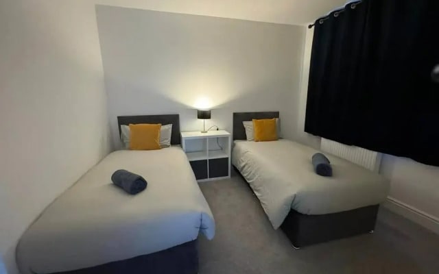 Modern 5-bed House in London Close Excel - Big Ben