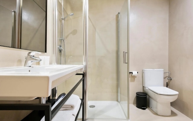 Vale Suites