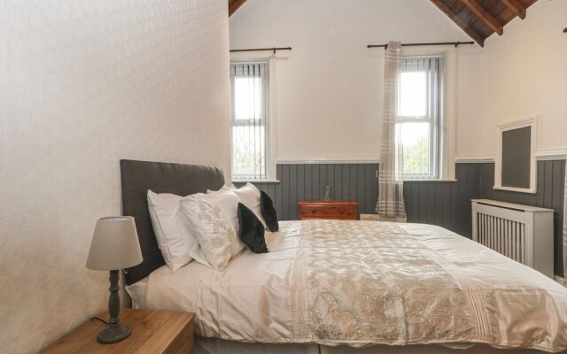 Beechwood House