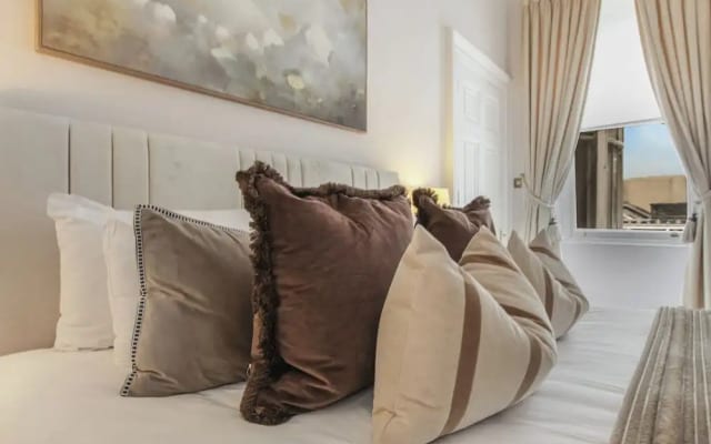 Hertford Flat 5