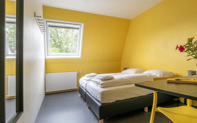 Hans Brinker Hostel