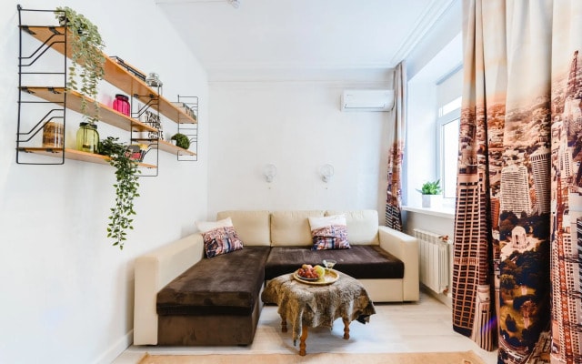 Apartamenty na ulitse Millionnoy