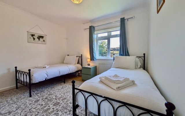 Charming 2-bedroom Flat in London