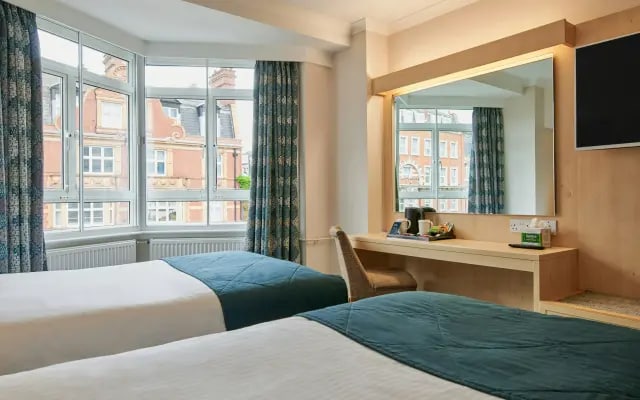 Bedford Hotel