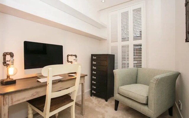 2 Bedroom Flat in Brixton Sleeps 4