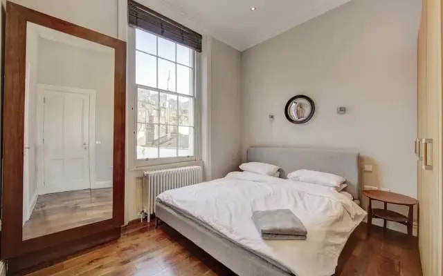 Luxury flat & terrace Hyde Park Stables