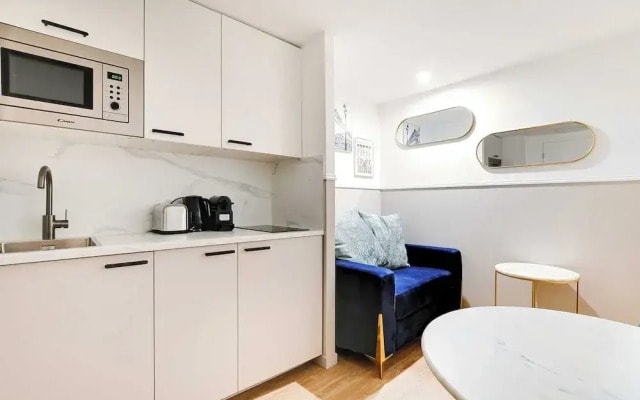 Modern Flat - 1BD for 3P With AC - Near Montmartre