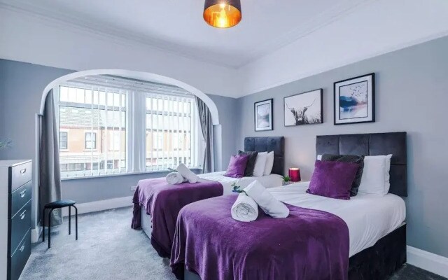 16 Hayfield Road