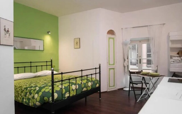 Trastevere Intimate Apartment
