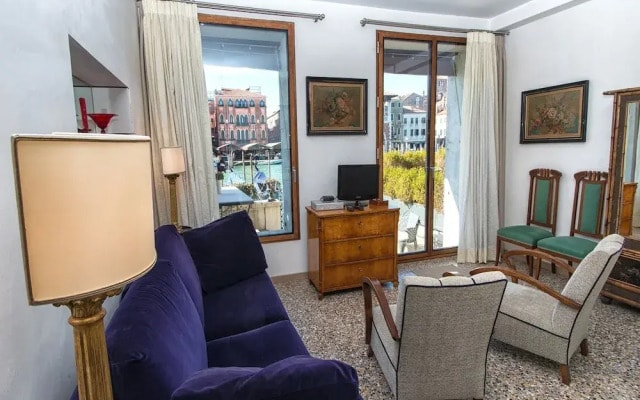 Grimaldi Apartments - Hermitage