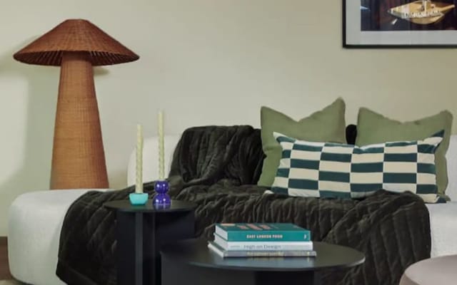 Stunning Shoreditch Penthouse Red5