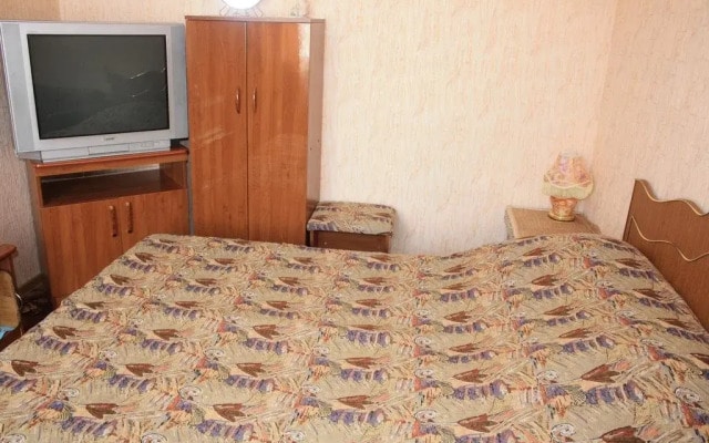 Guest House on Novorossiyskaya 158