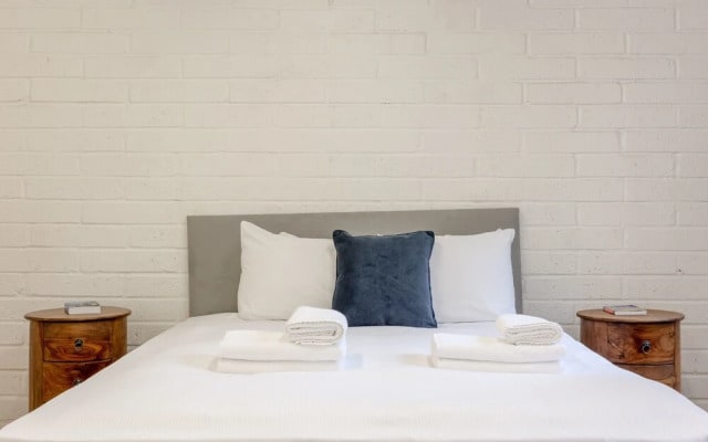 Bright Flat Near Shoreditch